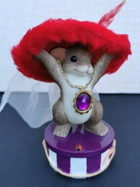 Fitz & Floyd Charming Tails You've Got Style Figurine Mice Mouse Red Hat Ladies